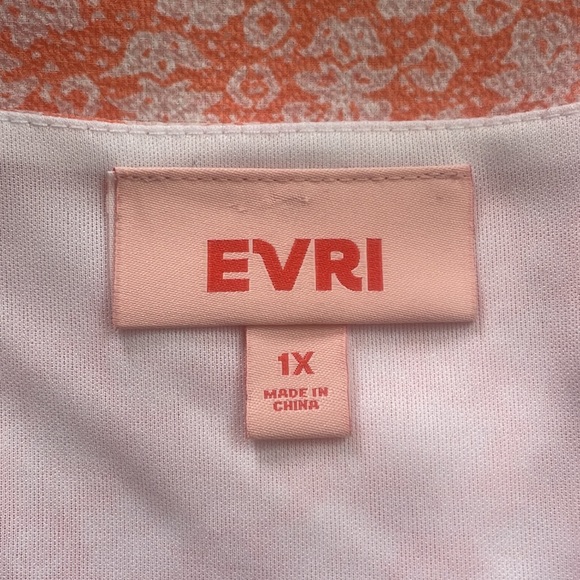 NWT EVRI Dress - Picture 7 of 9